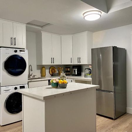 Tacoma 2 Bedrooms 1 Baths Sleep 5 With Compact Kitchen Buitenkant foto