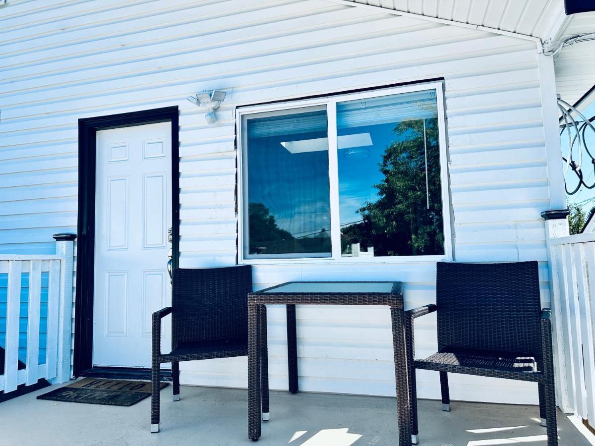 Tacoma 2 Bedrooms 1 Baths Sleep 5 With Compact Kitchen Buitenkant foto